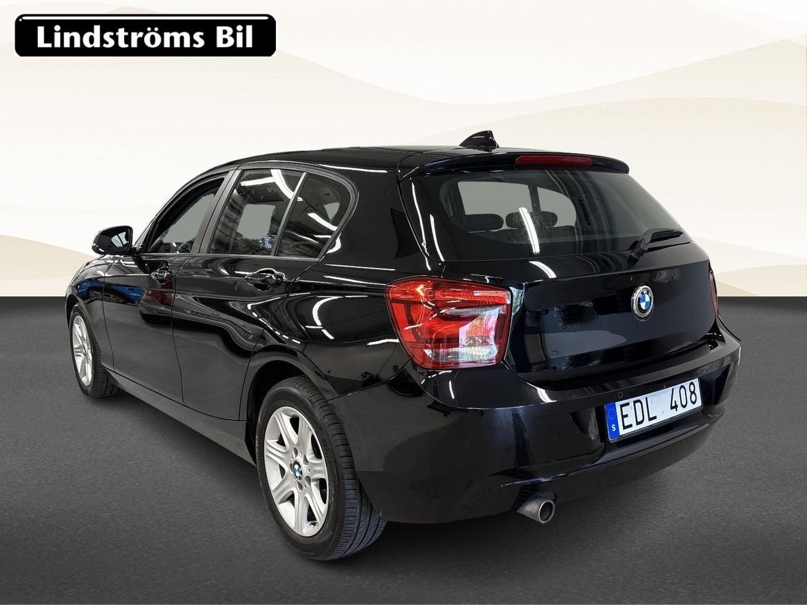 BMW 118 d Steptronic 2.0 143hk S&V-Hjul 2013, bild 3/10