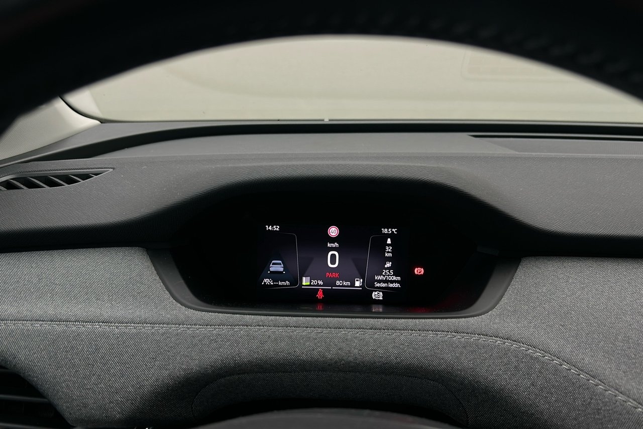 Skoda Enyaq 2023, bild 7/10