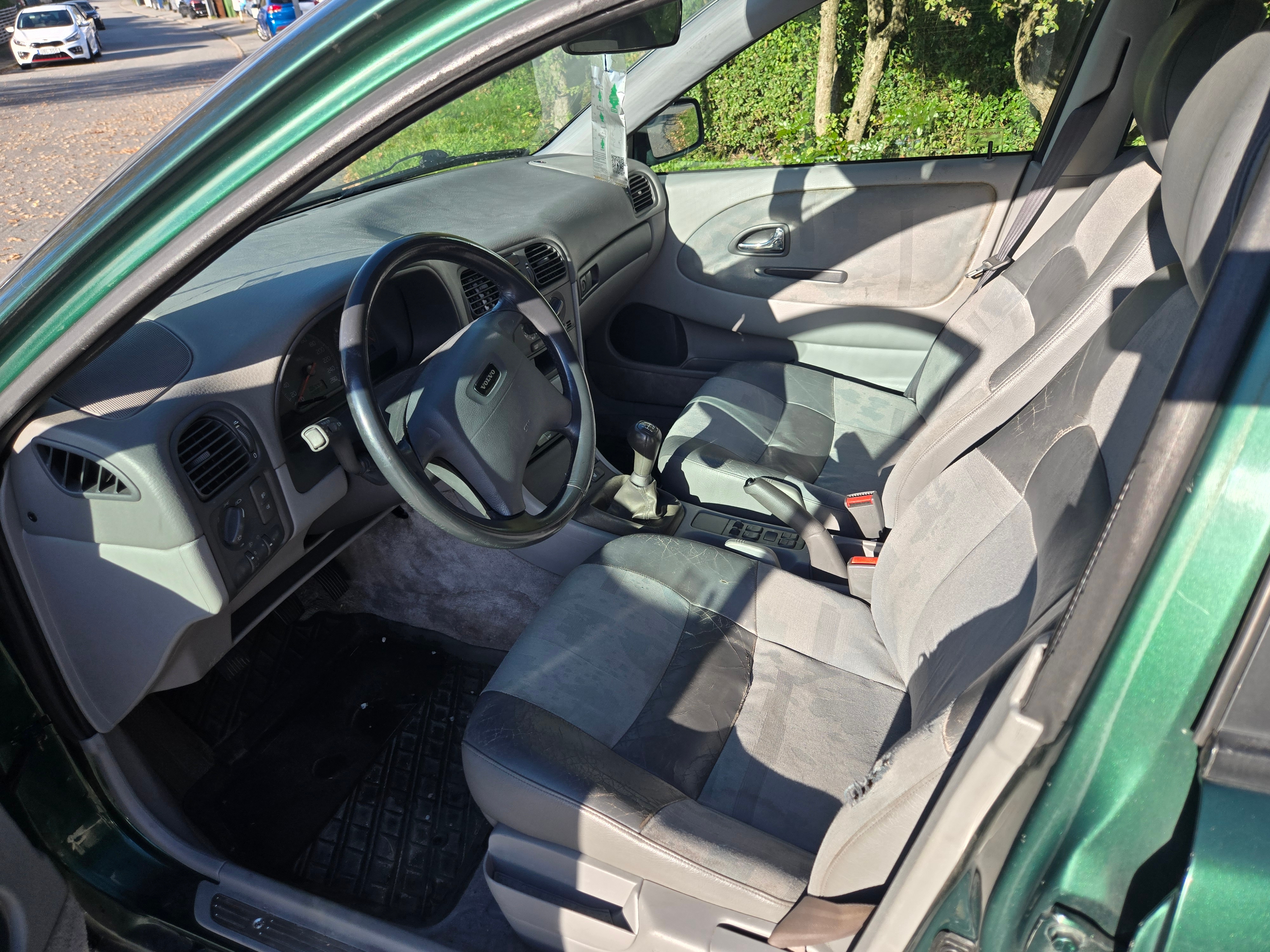 Volvo S40 1.8i Manuell 1999, kuva 5/10