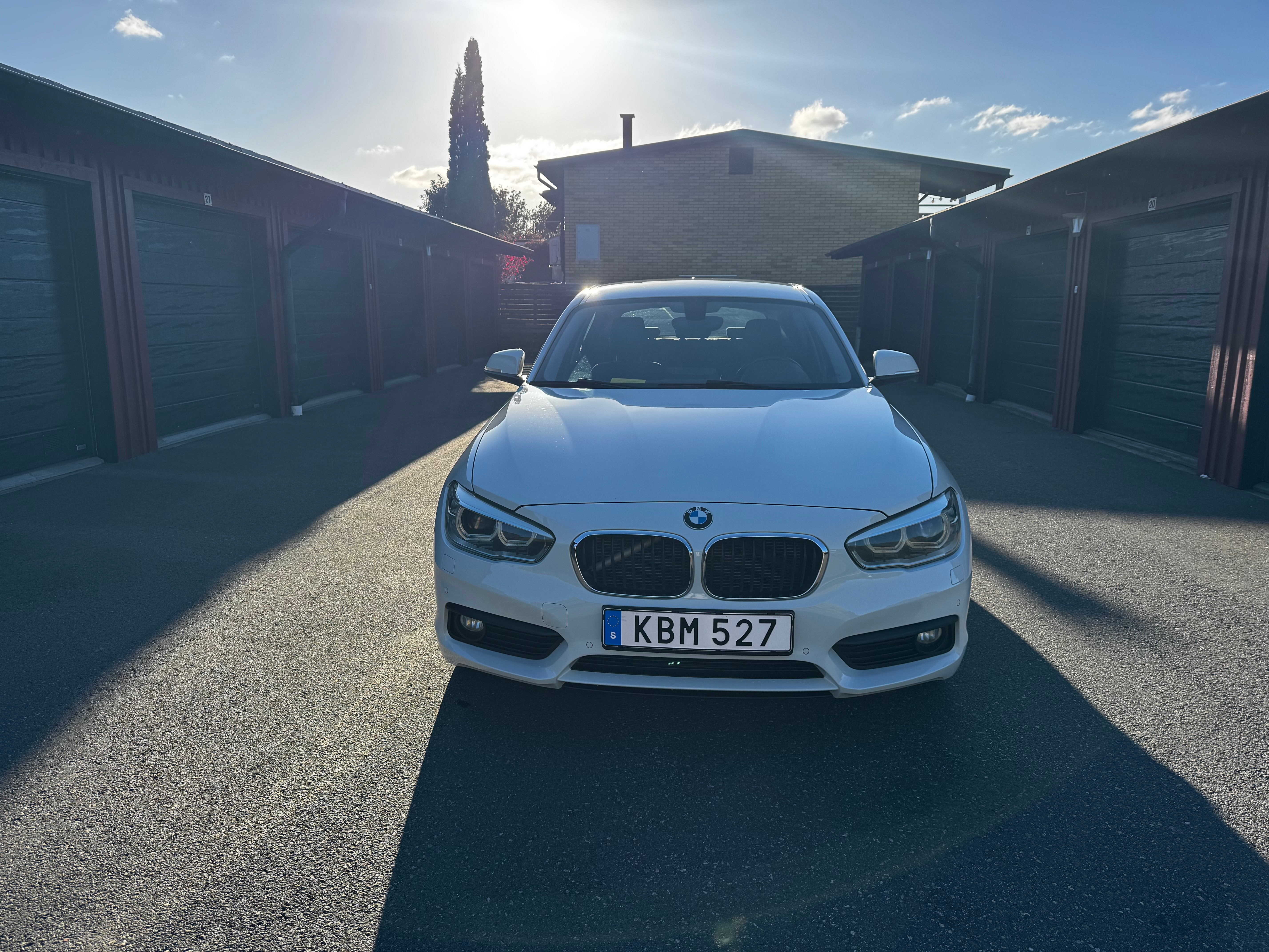 BMW 116 d 5-dörrars Steptronic 2016, bild 2/10
