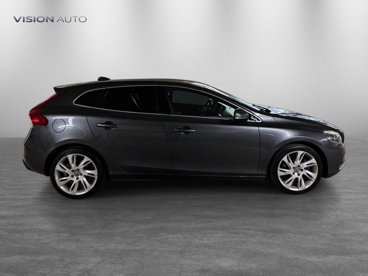 Volvo V40 D3 Geartronic Momentum 2013, bild 4/10