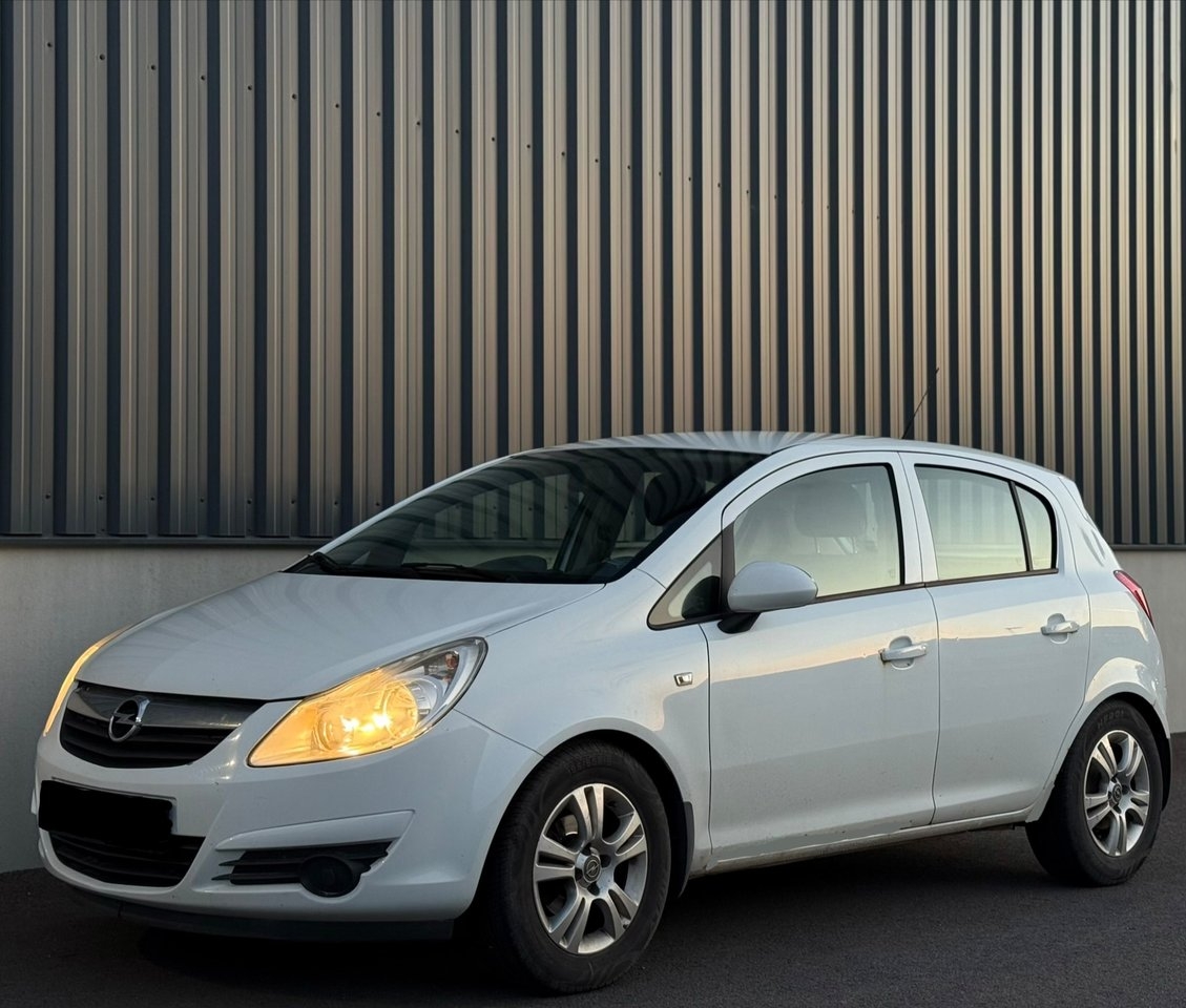 Opel Corsa 2011, kuva 3/10