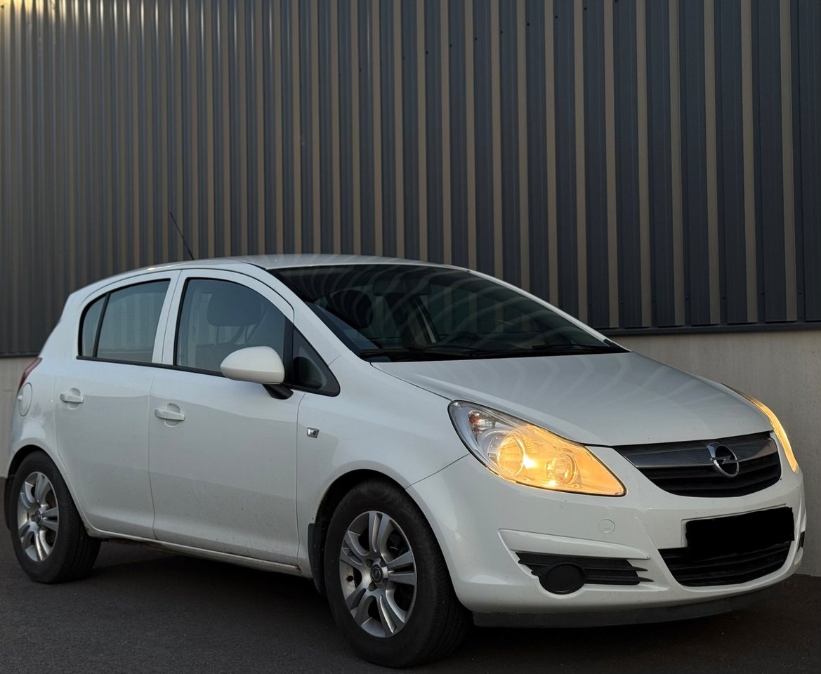 Opel Corsa 2011, kuva 5/10