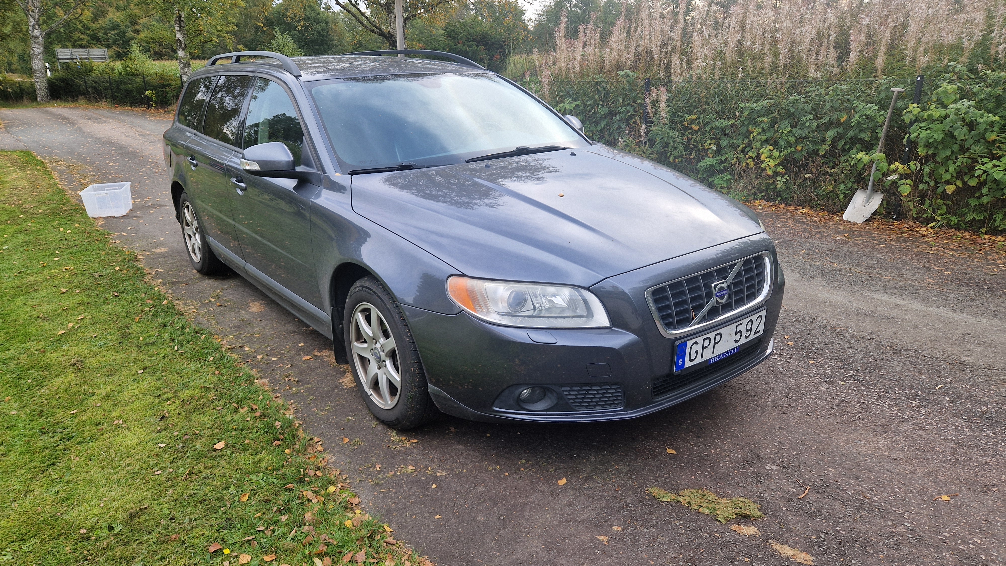 Volvo V70 2.4D Geartronic 2008, bild 2/6