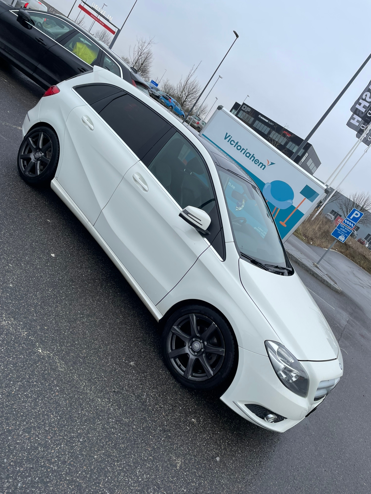 Mercedes-Benz B 180 CDI Manuell 6 växel 2014, bild 3/9