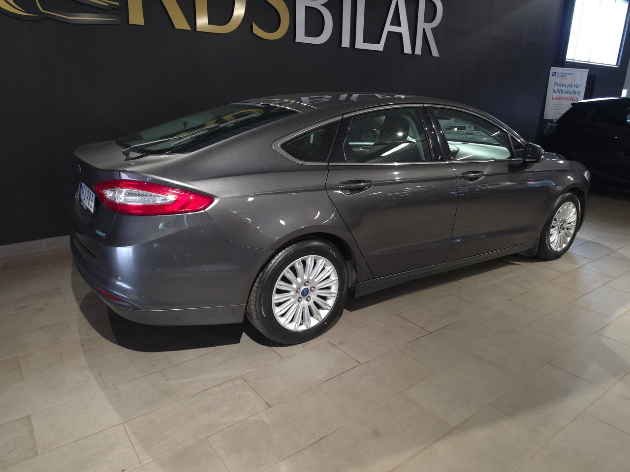 Ford Mondeo 2015, photo 5/10