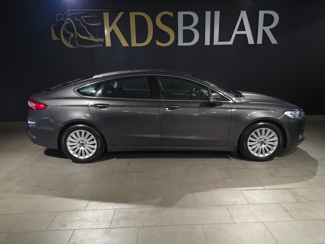 Ford Mondeo 2015, photo 4/10