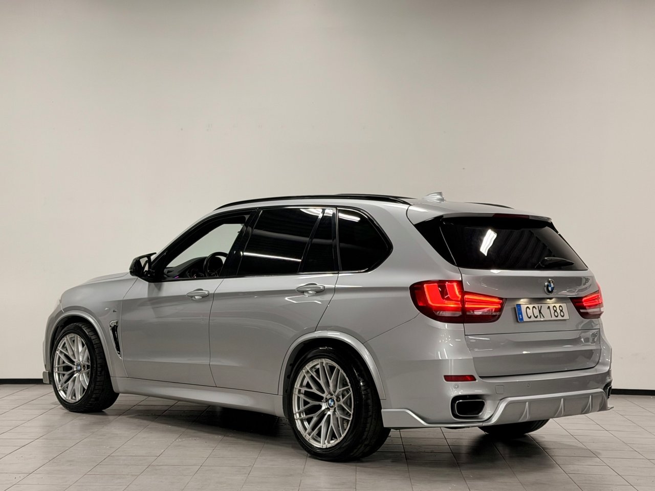 BMW X5 xDrive40d Steptronic 2017, photo 6/10
