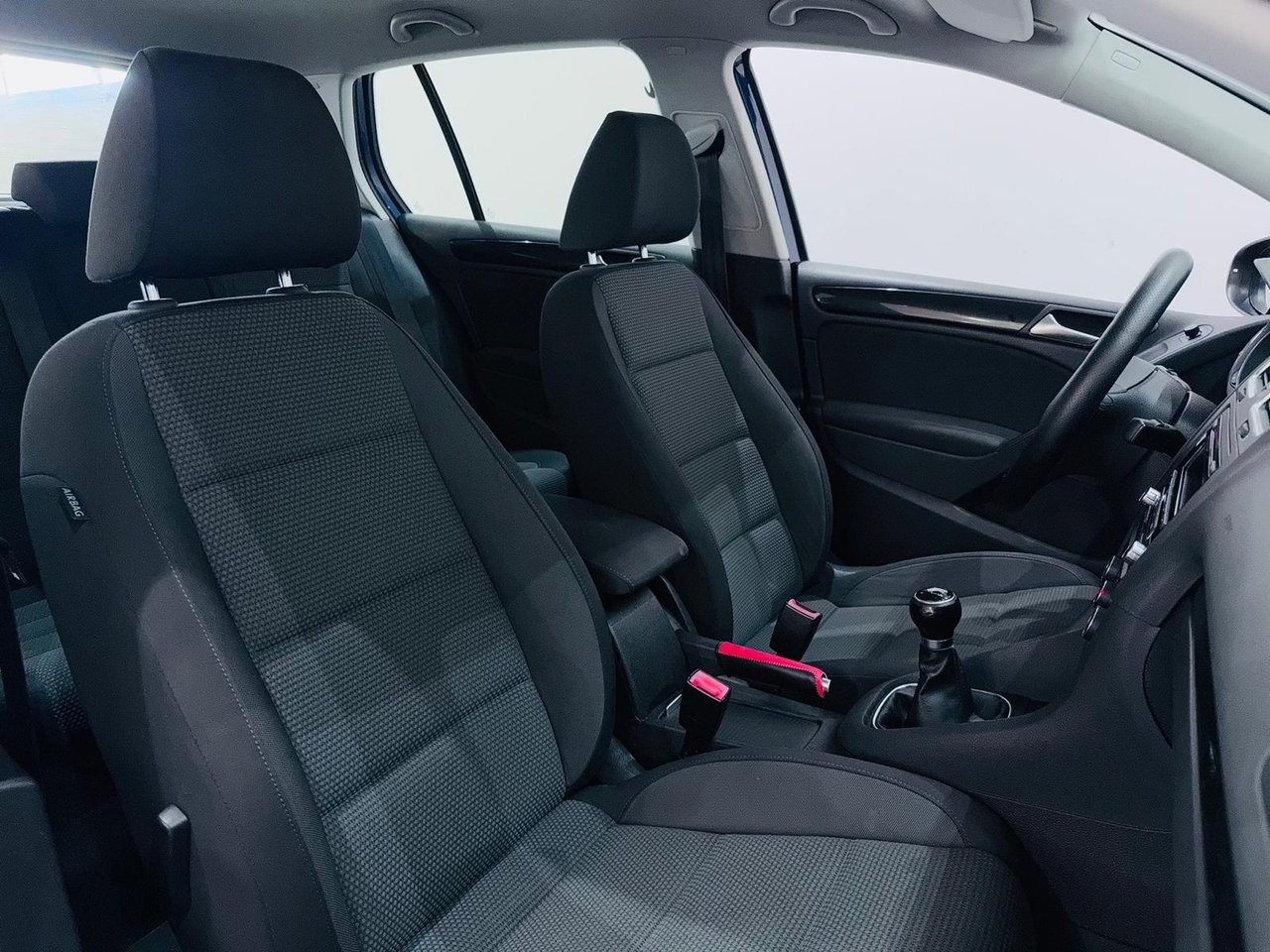 Volkswagen Golf 2012, kuva 6/17