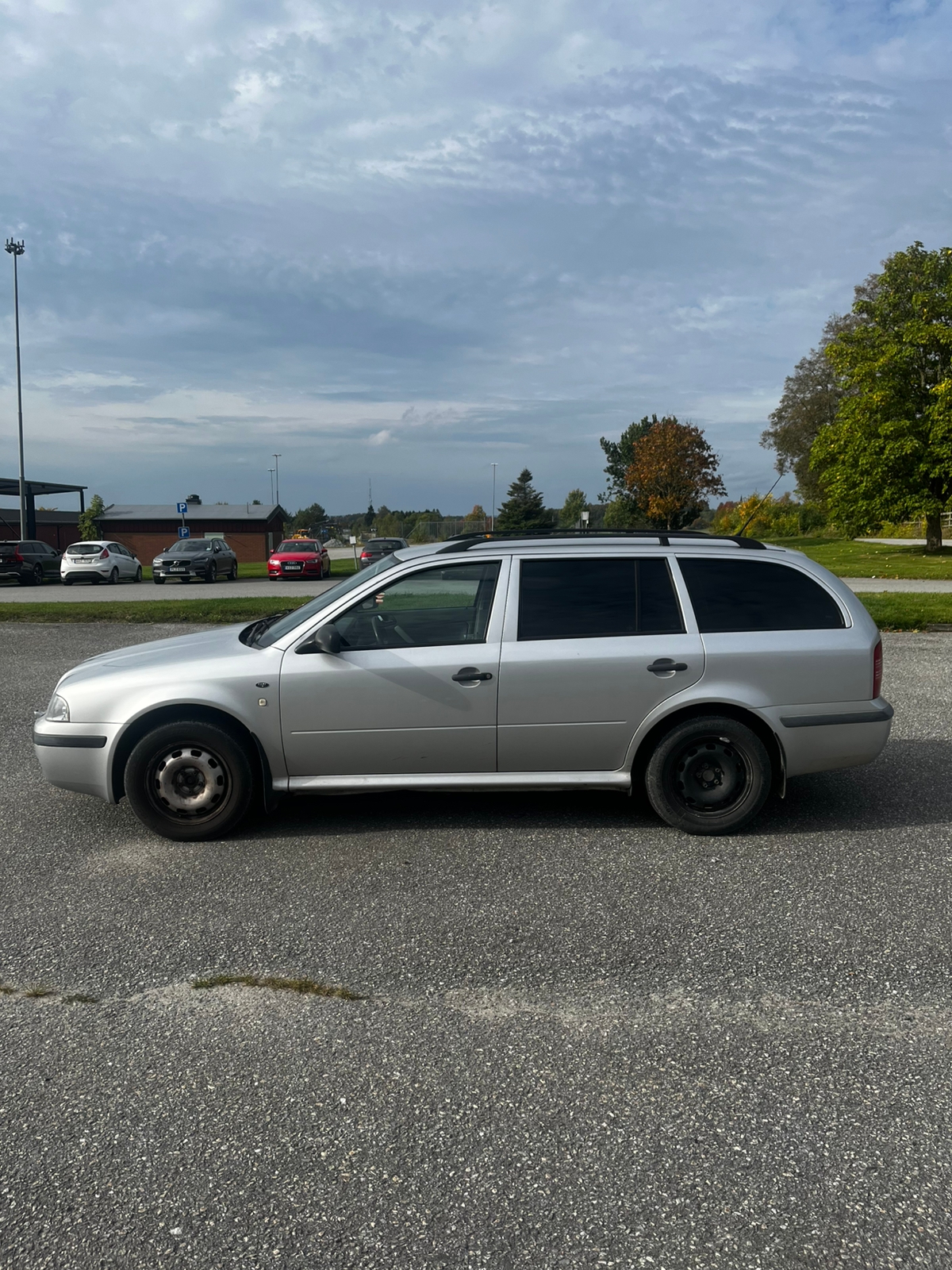 Skoda Octavia Tour Kombi 1.4 Manuell 2003, bild 4/10