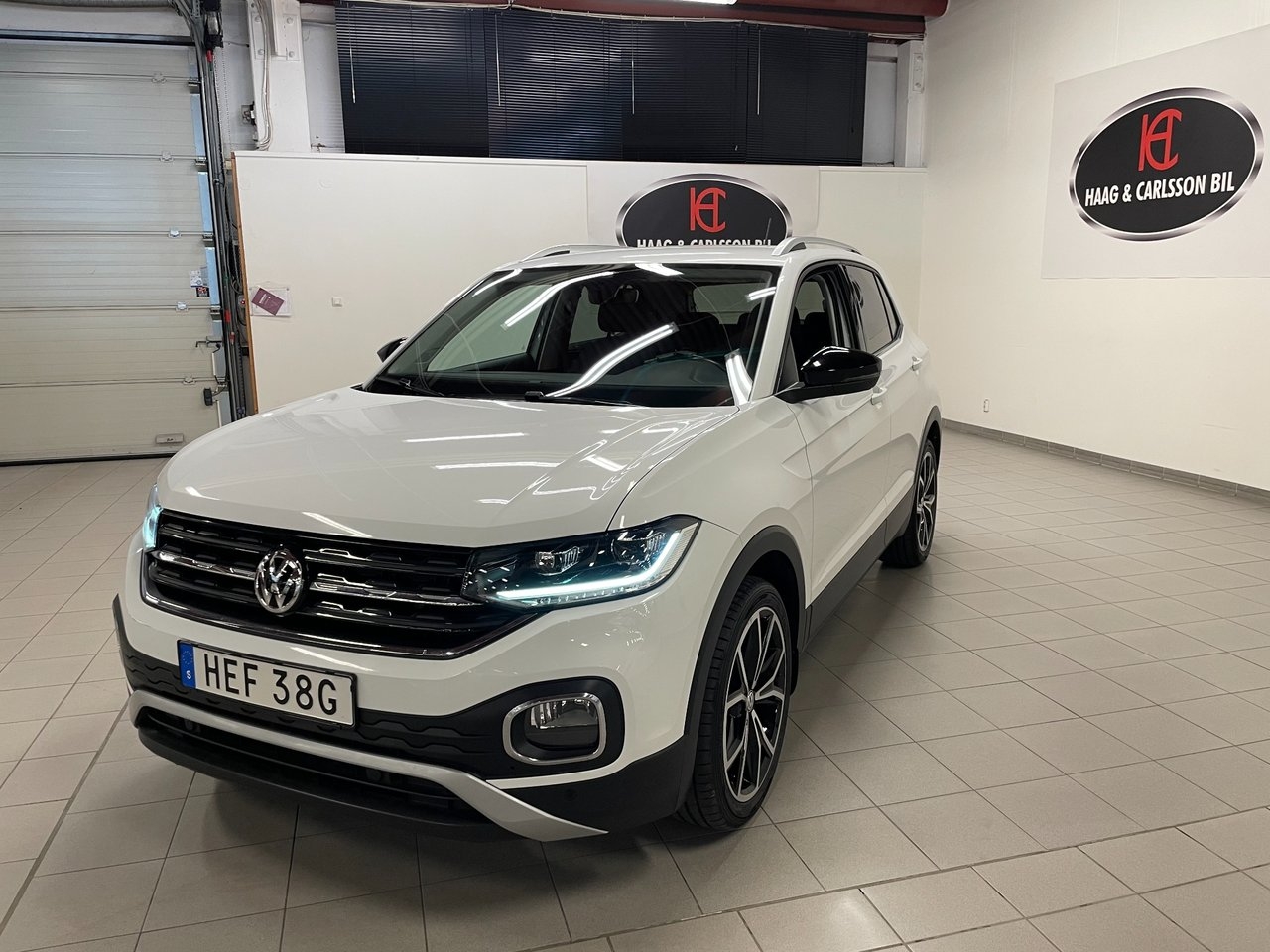 Volkswagen T-Cross 2020, bild 2/8