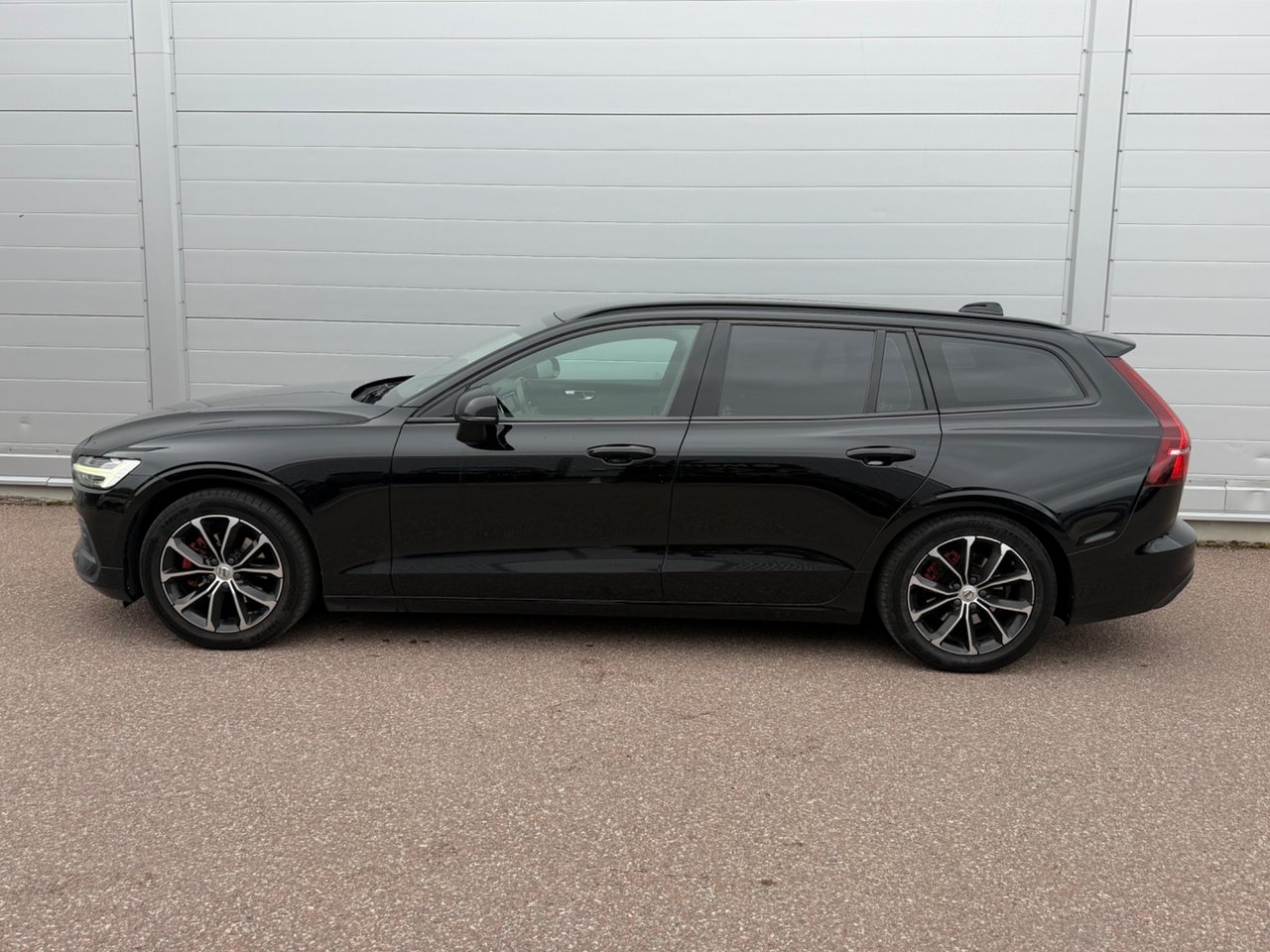 Volvo V60 D3 Momentum 2019, bild 4/10