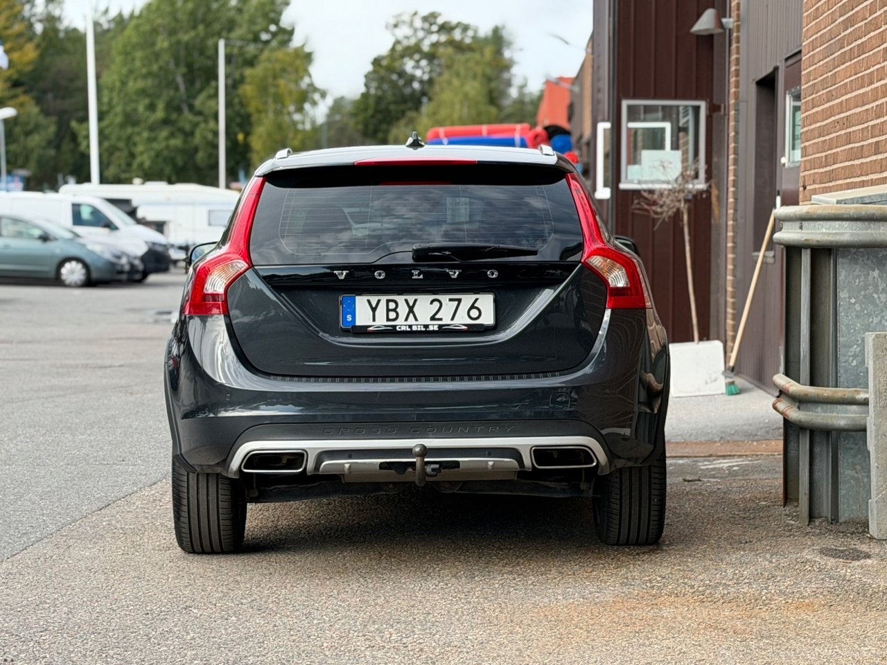 Volvo V60 Cross Country 2016, kuva 4/10