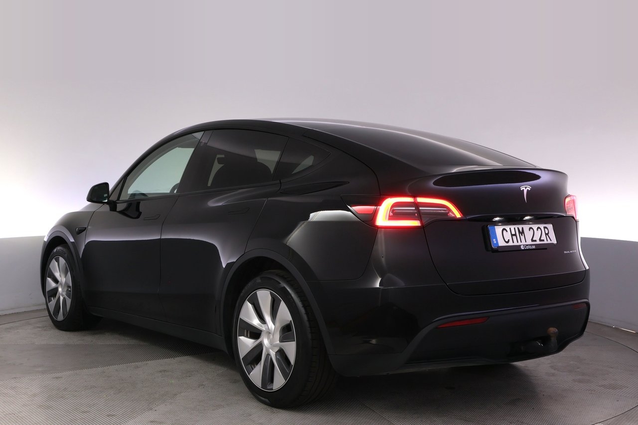 Tesla Model Y Long Range AWD Autopilot 2023, bild 4/10
