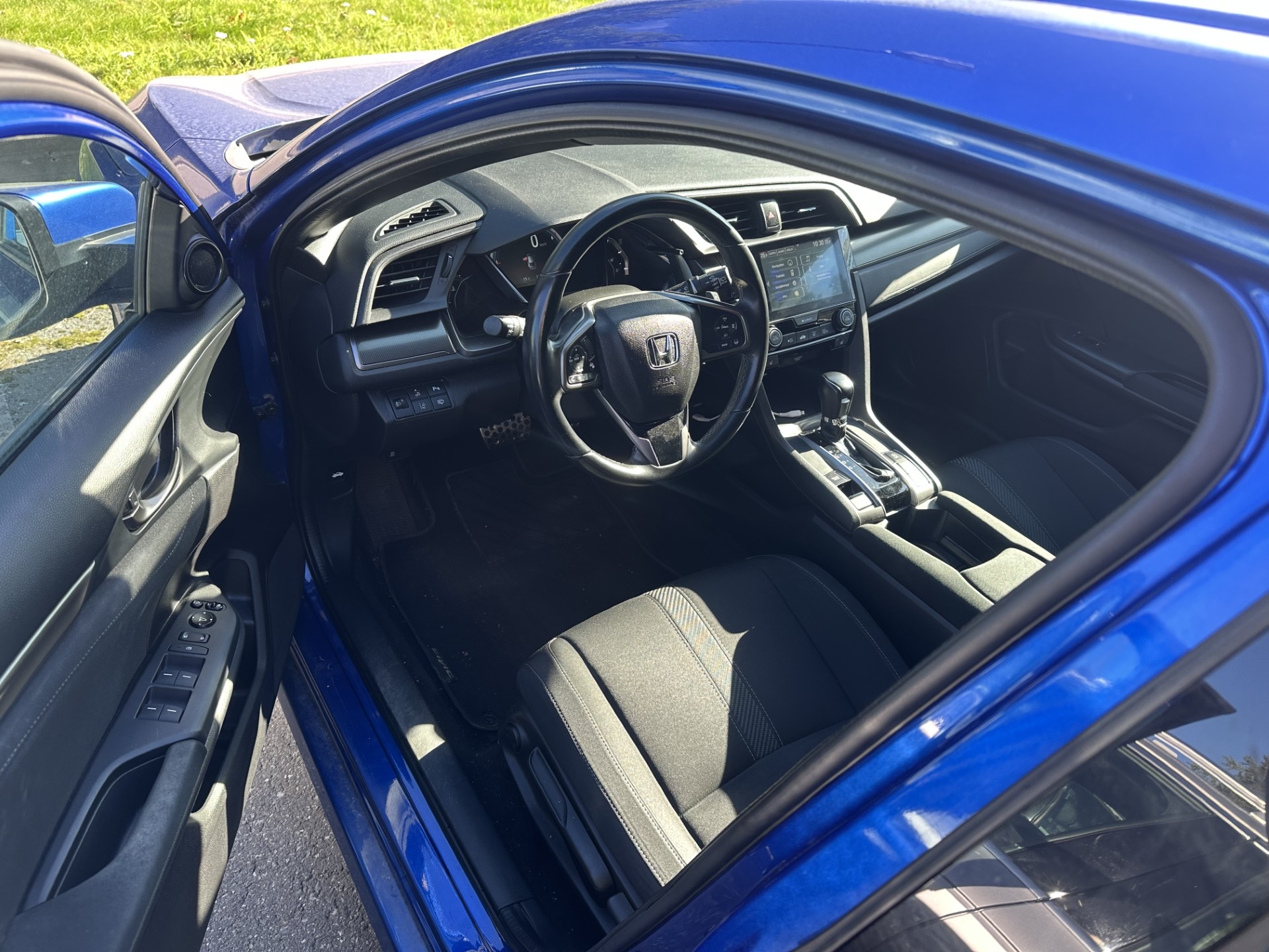 Honda Civic 5-dörrar 1.0 CVT 2017, bild 5/8