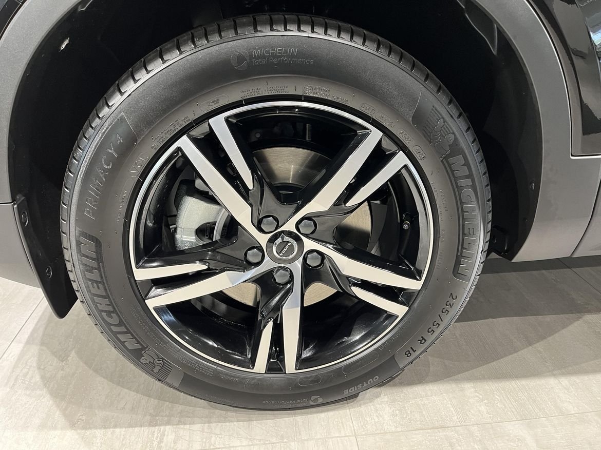 Volvo XC40 B3 FWD Bensin Plus Dark 2027, kuva 5/10