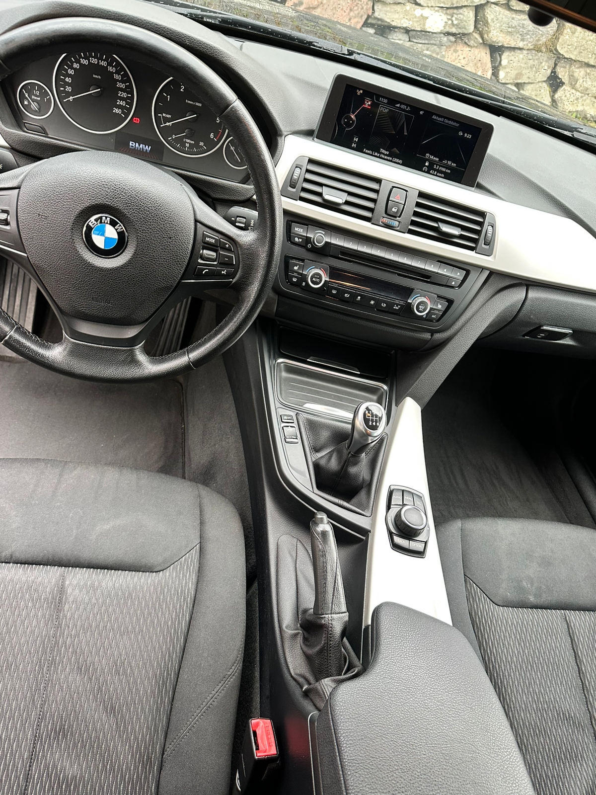 BMW 318 d Touring Manuell 2013, kuva 4/8