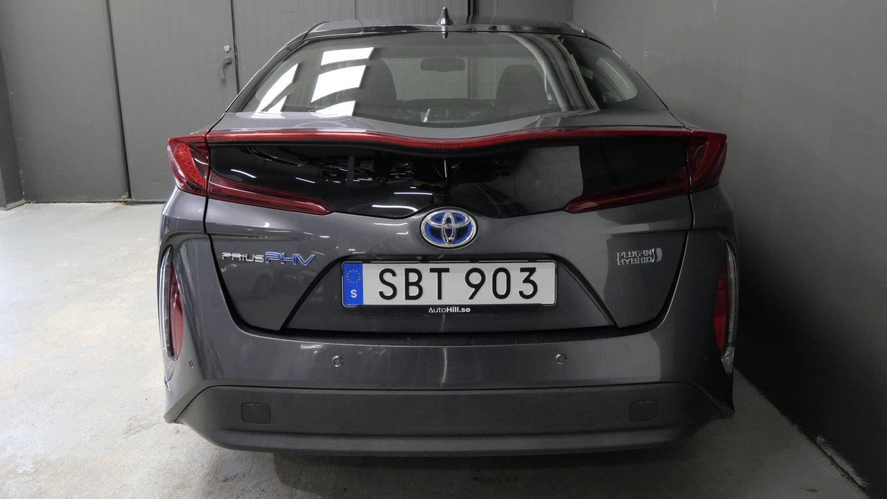 Toyota Prius Plug-in Hybrid 2018, kuva 5/10