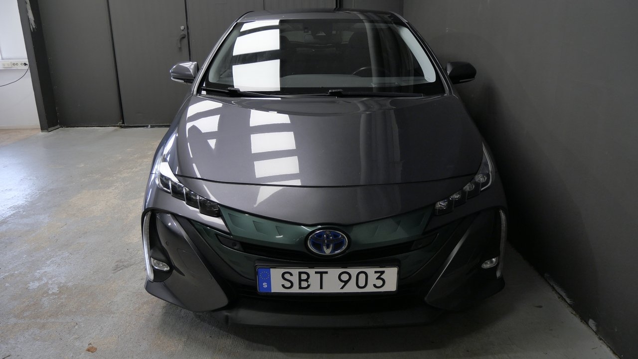 Toyota Prius Plug-in Hybrid 2018, kuva 2/10