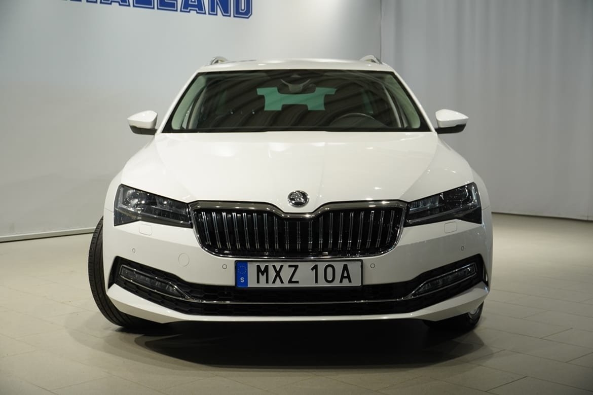 Skoda Superb 2020, bild 2/10
