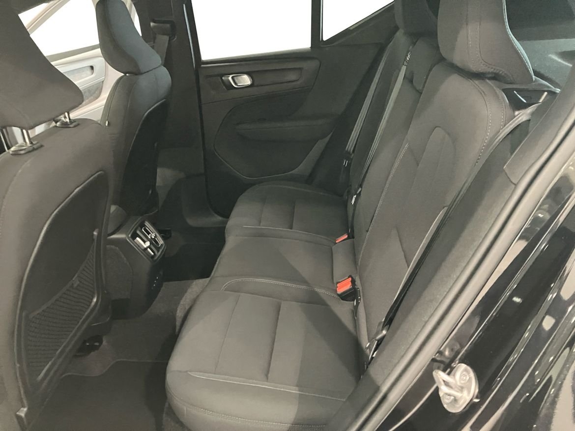 Volvo EX40 2025, kuva 7/10