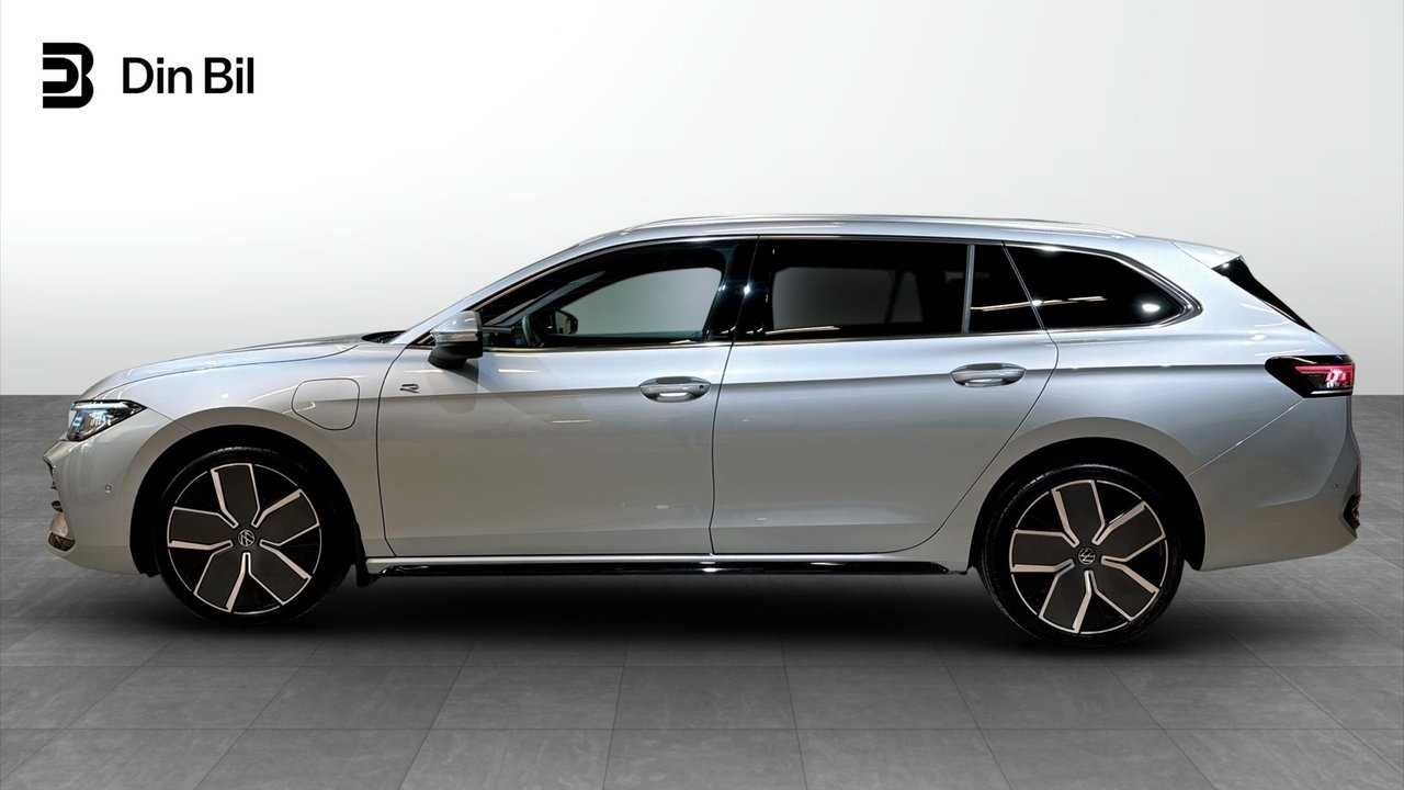 Volkswagen Passat eHybrid DSG SWE R-Line 2026, kuva 2/23