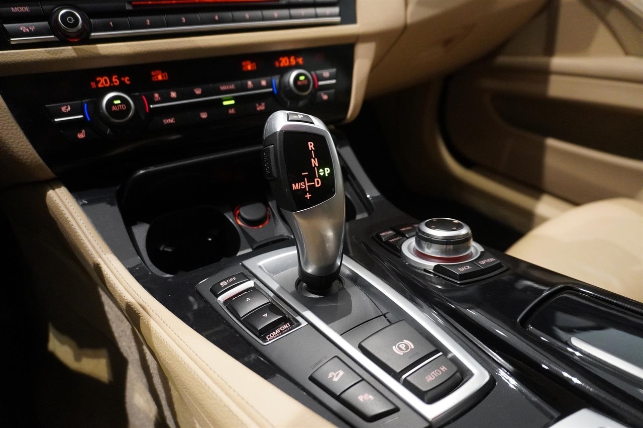BMW 520 2017, kuva 7/10