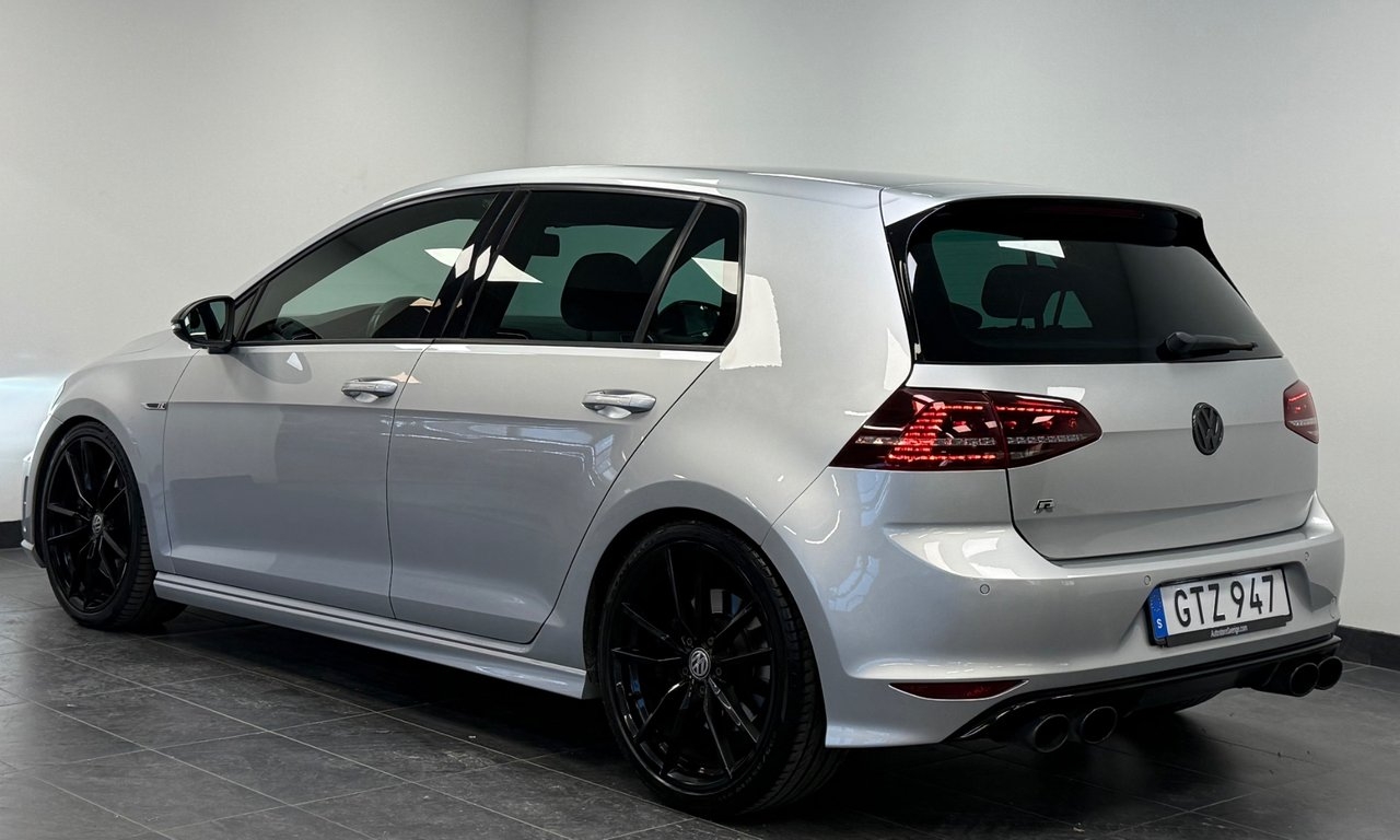 Volkswagen Golf R 2.0 TSI BMT 4Motion 2016, photo 2/10