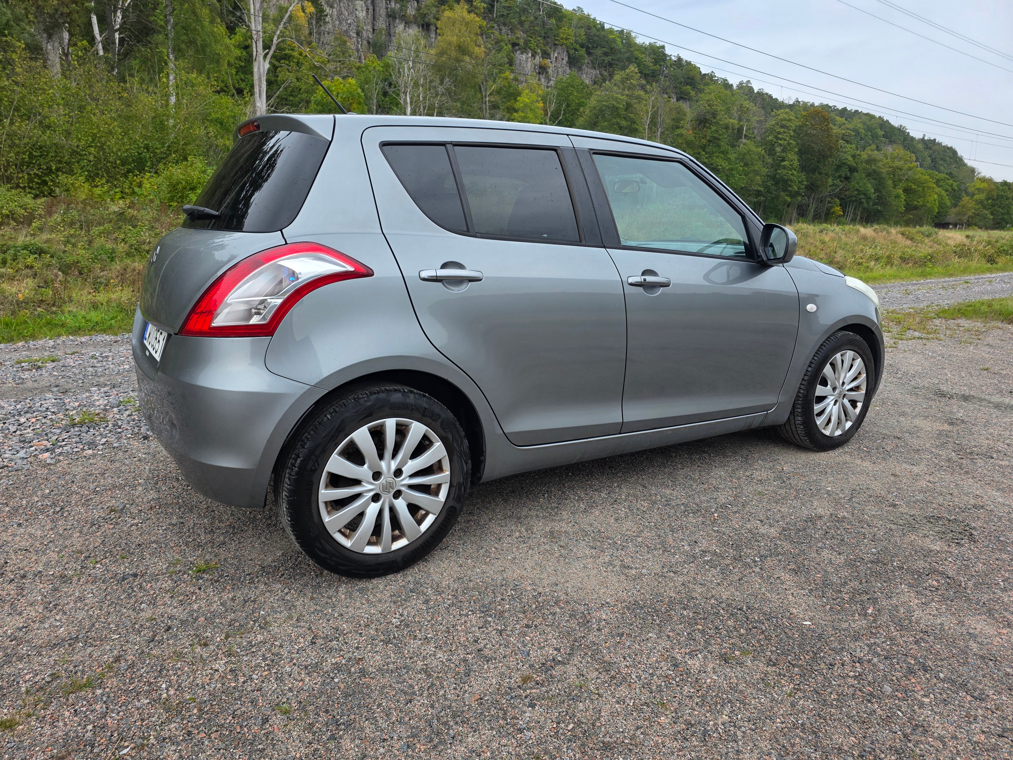 Suzuki Swift 2011, bild 6/7