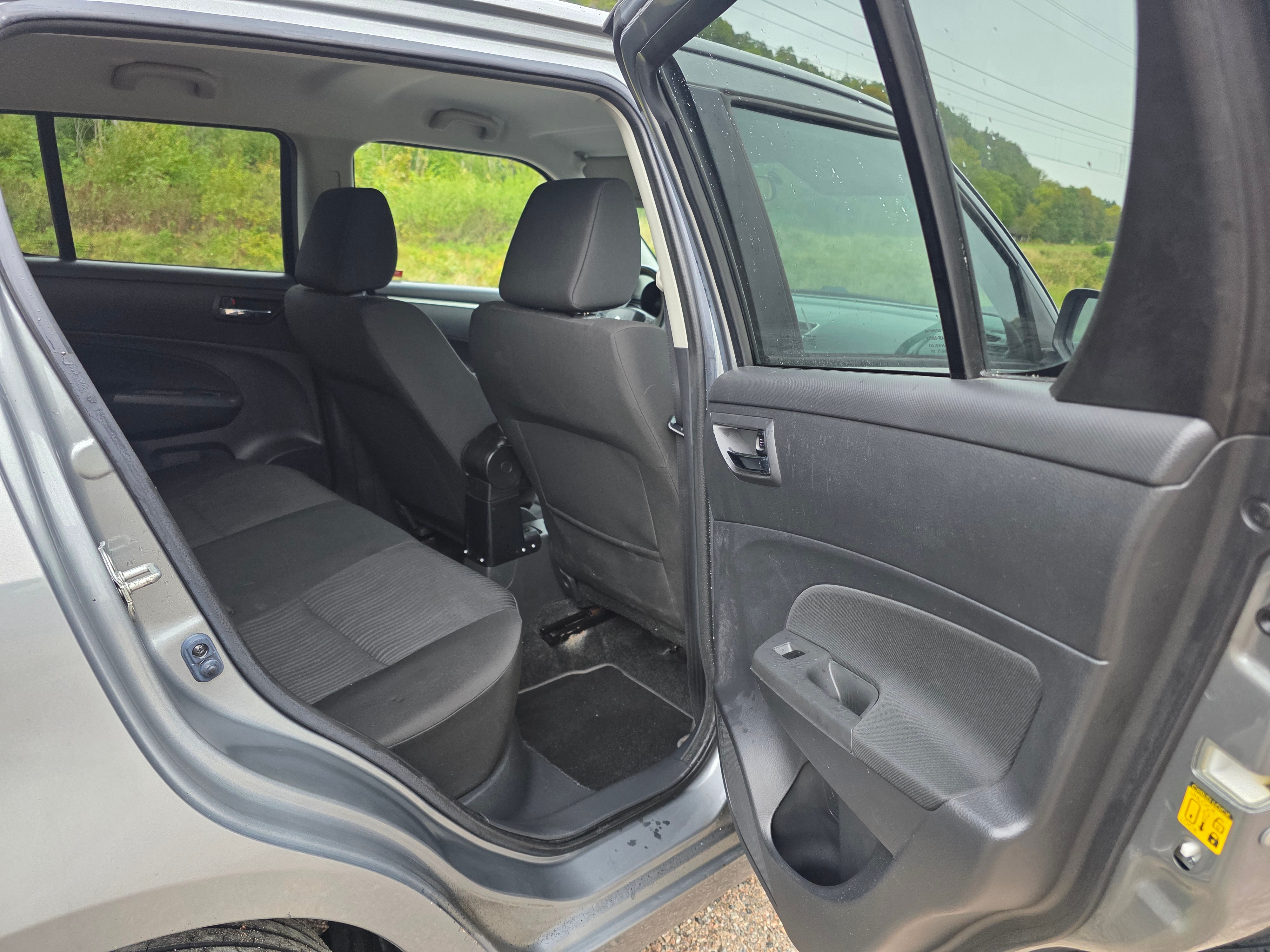 Suzuki Swift 2011, bild 3/7