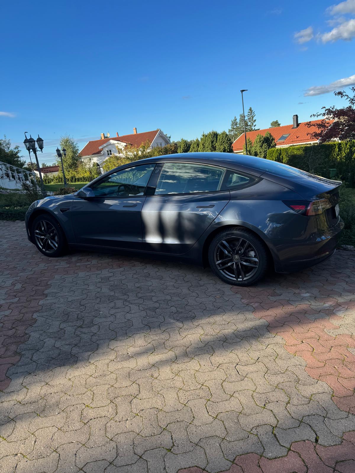 Tesla Model 3 Standard Range Plus 2021, bild 2/8
