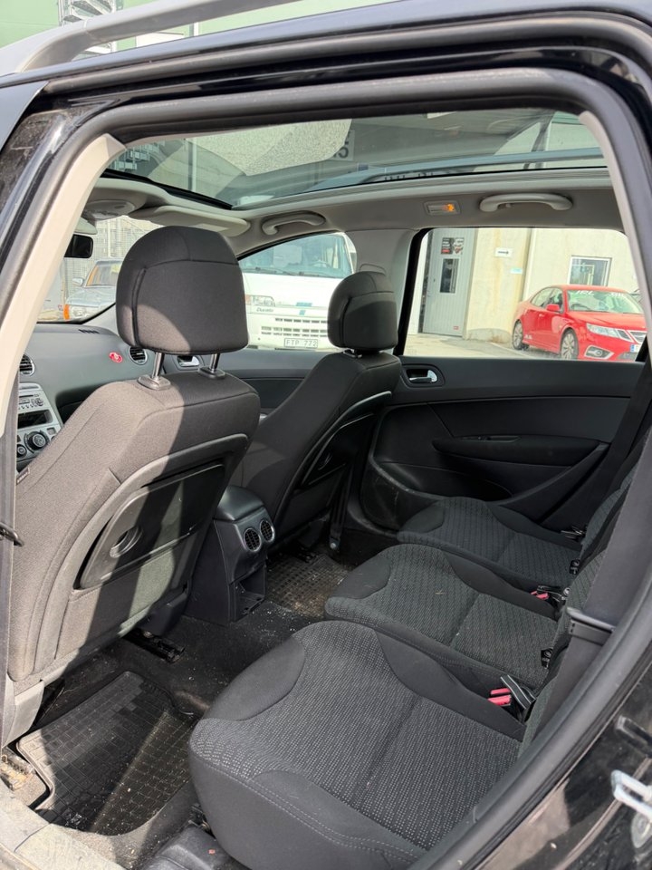 Peugeot 308 SW 1.6 THP 2009, bild 7/9