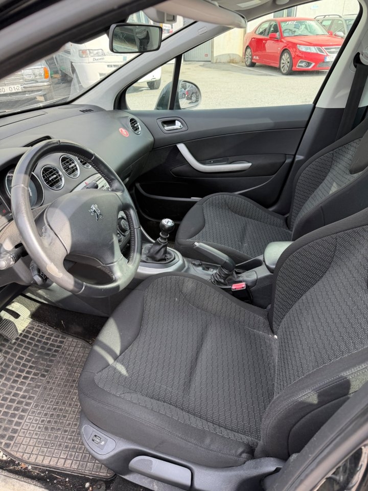 Peugeot 308 SW 1.6 THP 2009, bild 6/9