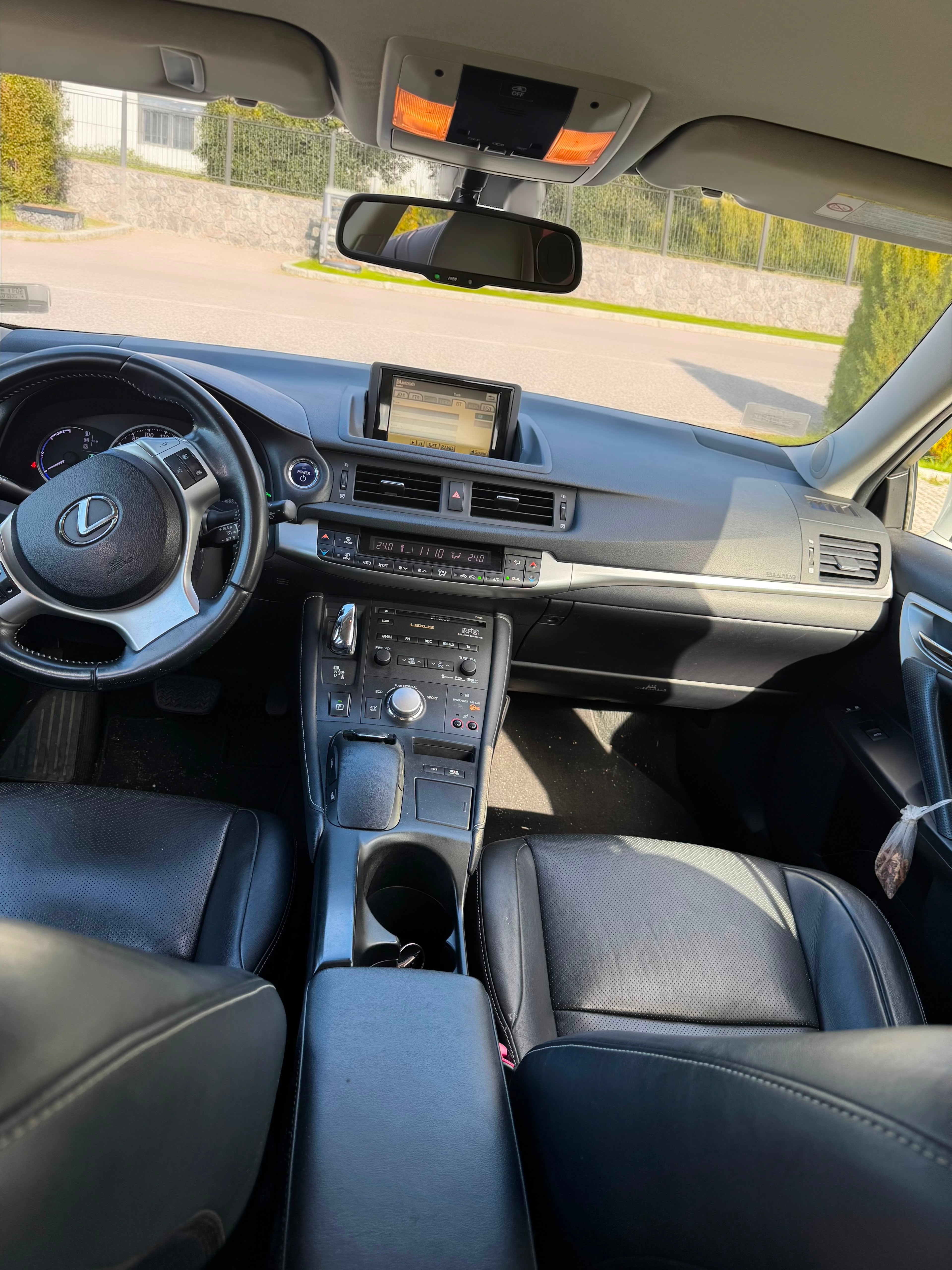 Lexus CT 200h 1.8 CVT 2012, bild 5/6