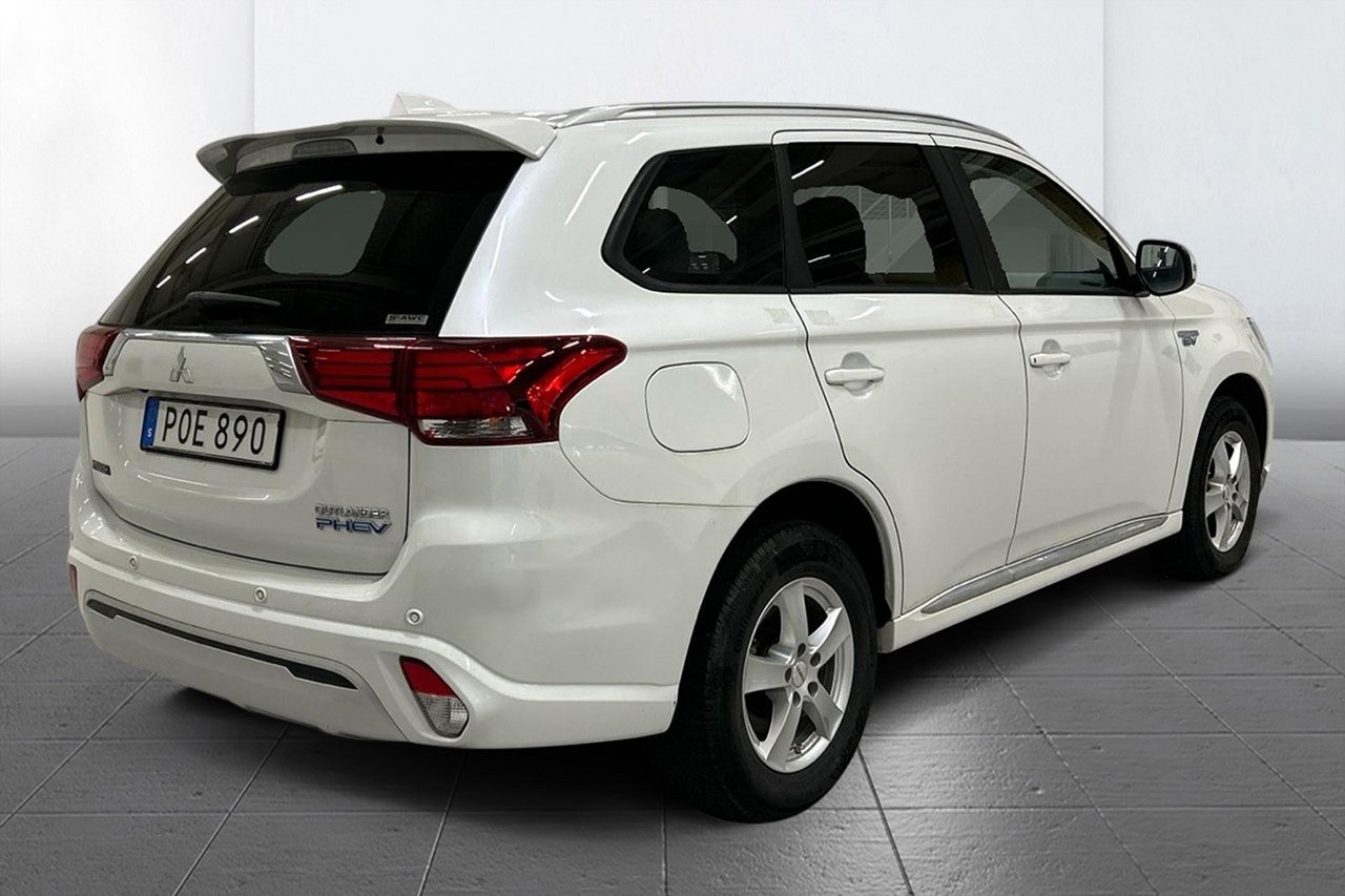 Mitsubishi Outlander 2019, bild 4/9