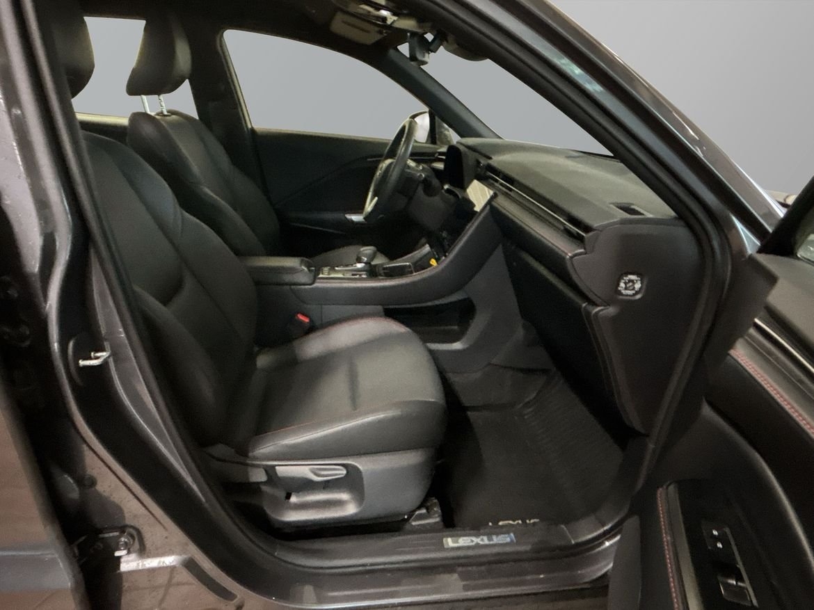 Lexus LBX ELEGANT 2025, bild 7/10
