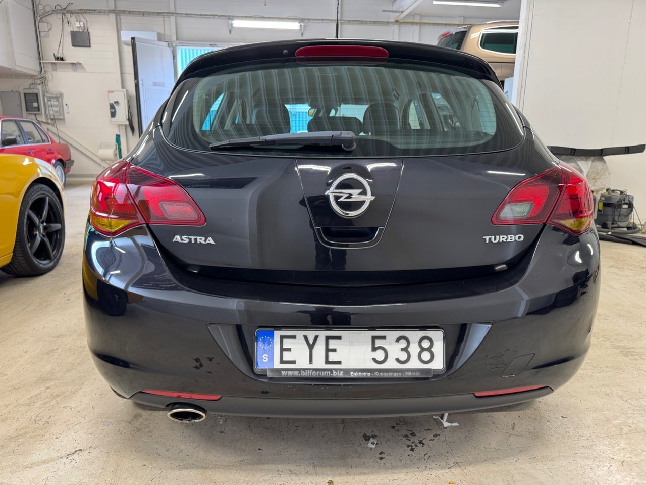 Opel Astra 2010, bild 5/10
