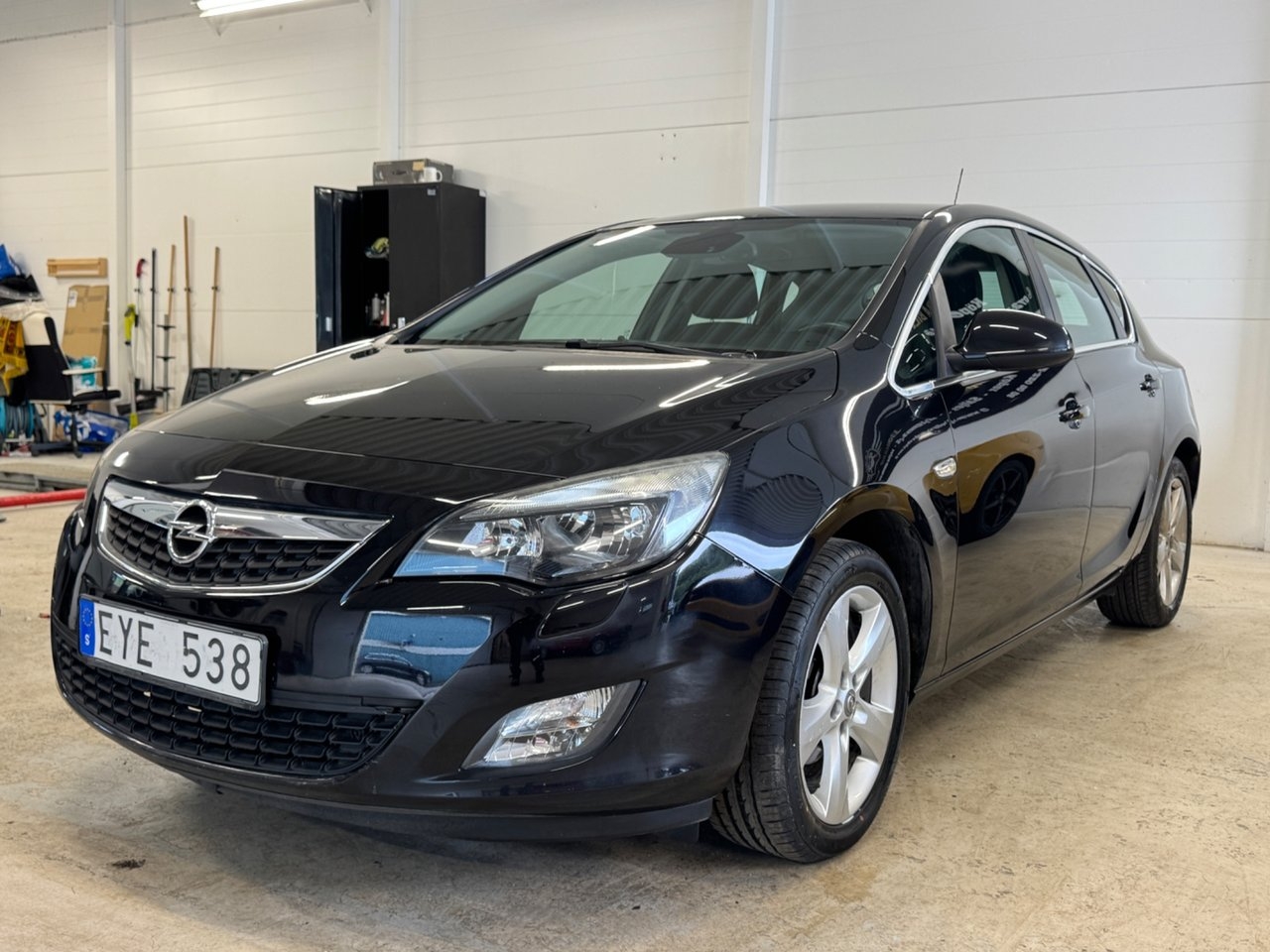 Opel Astra 2010, bild 3/10