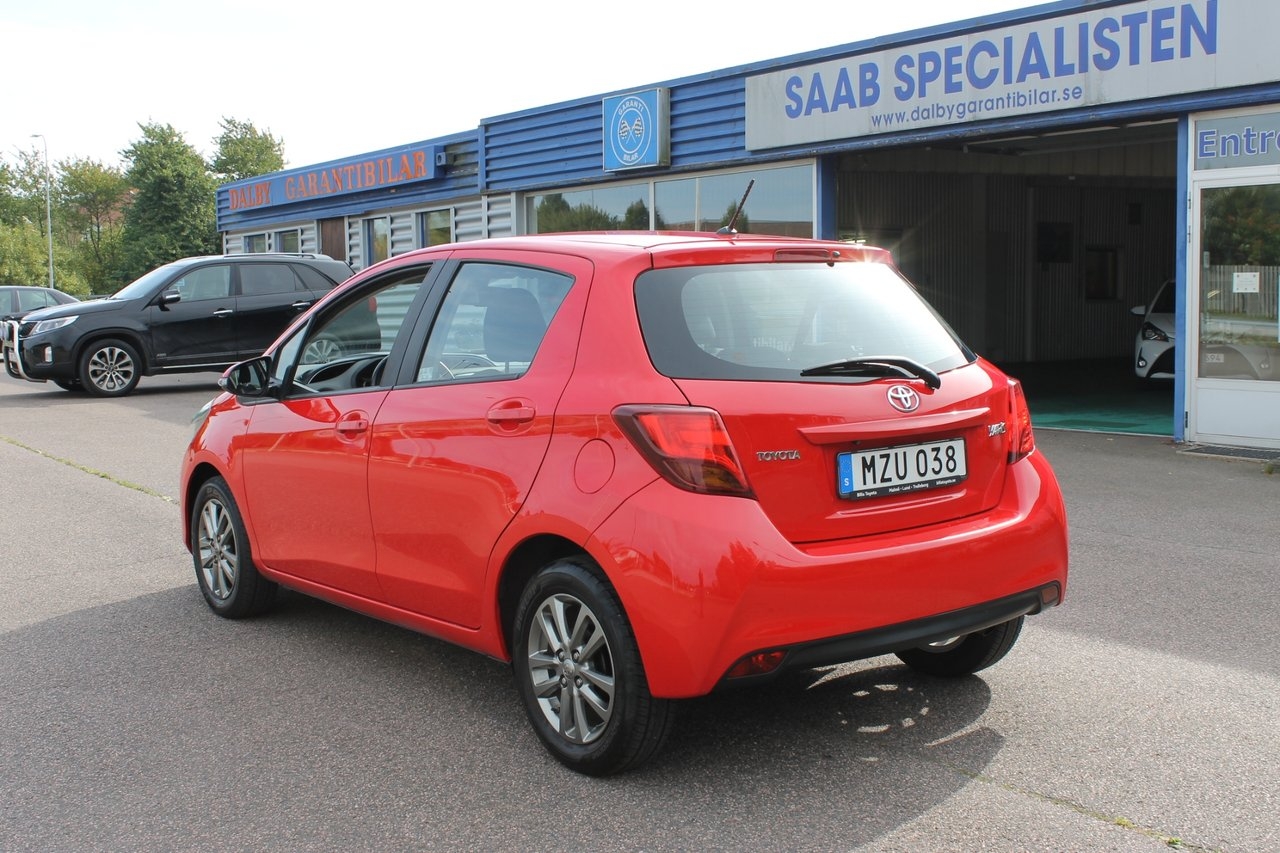 Toyota Yaris 1.33 Dual VVT-i Active 2016, bild 4/9