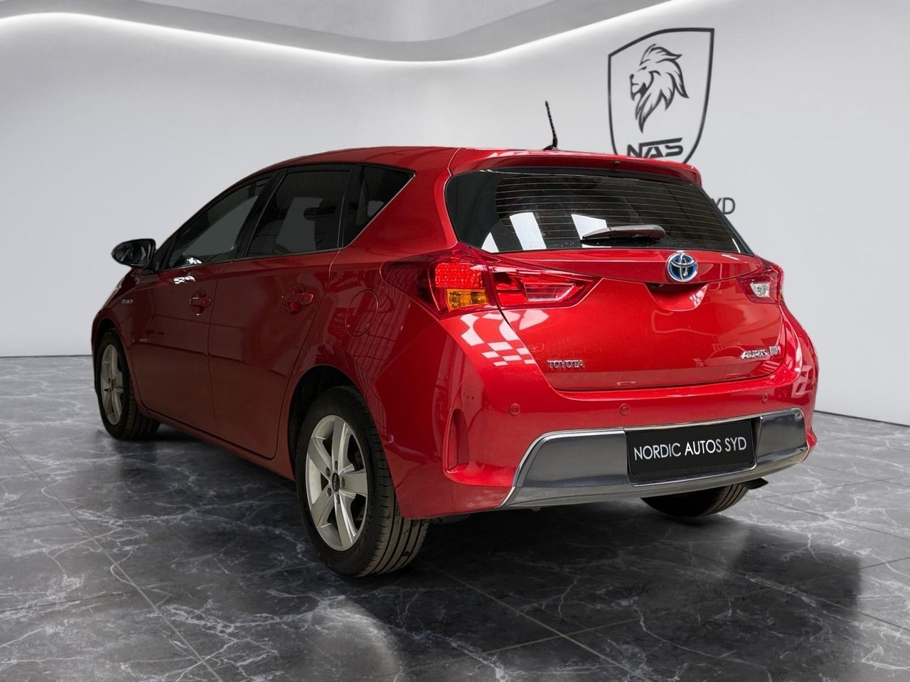 Toyota Auris Hybrid / e-CVT / Executive 2014, bild 3/10