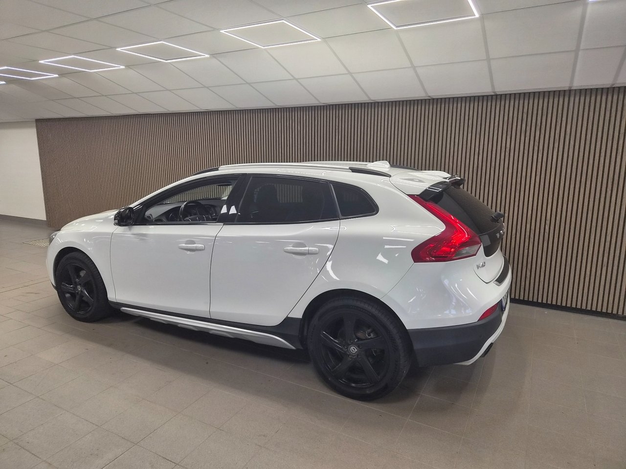 Volvo V40 Cross Country 2014, kuva 4/10