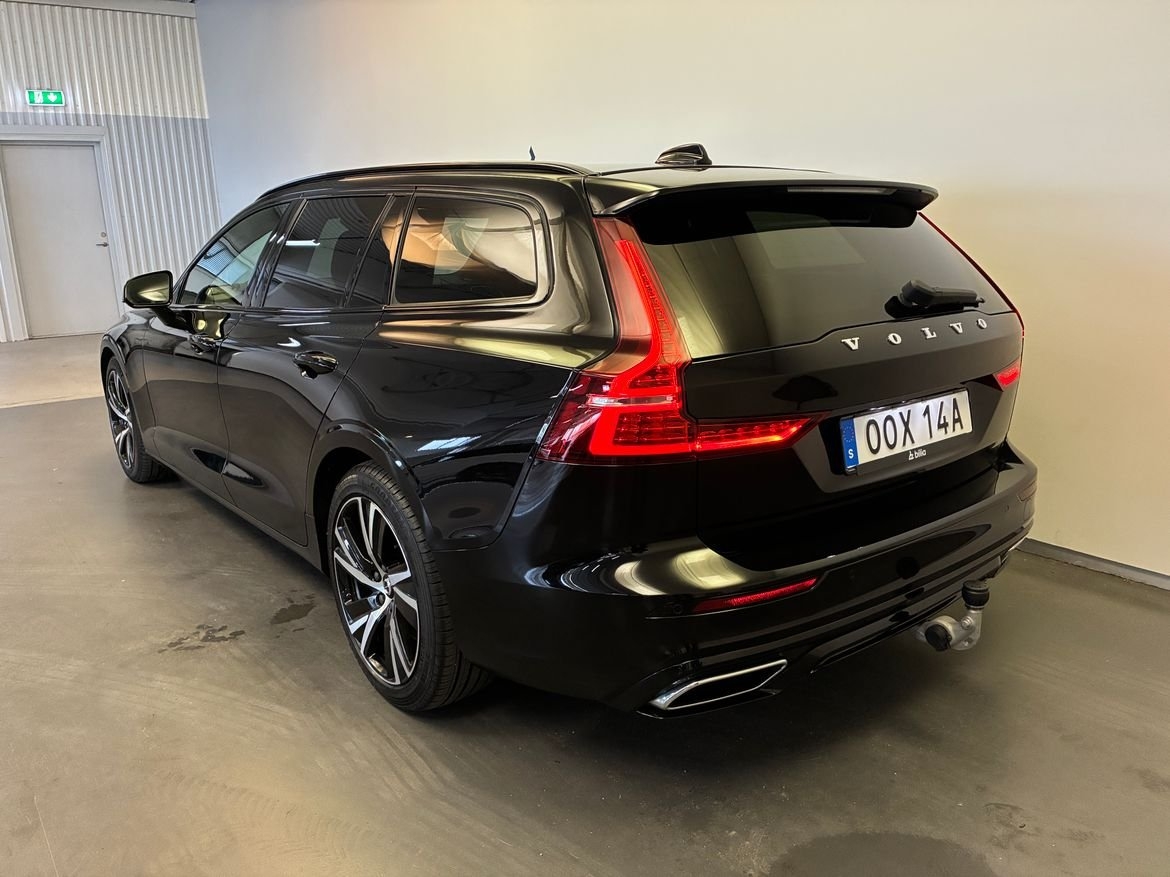 Volvo V60 B4 Diesel R-Design / Dragkrok 2021, bild 6/10
