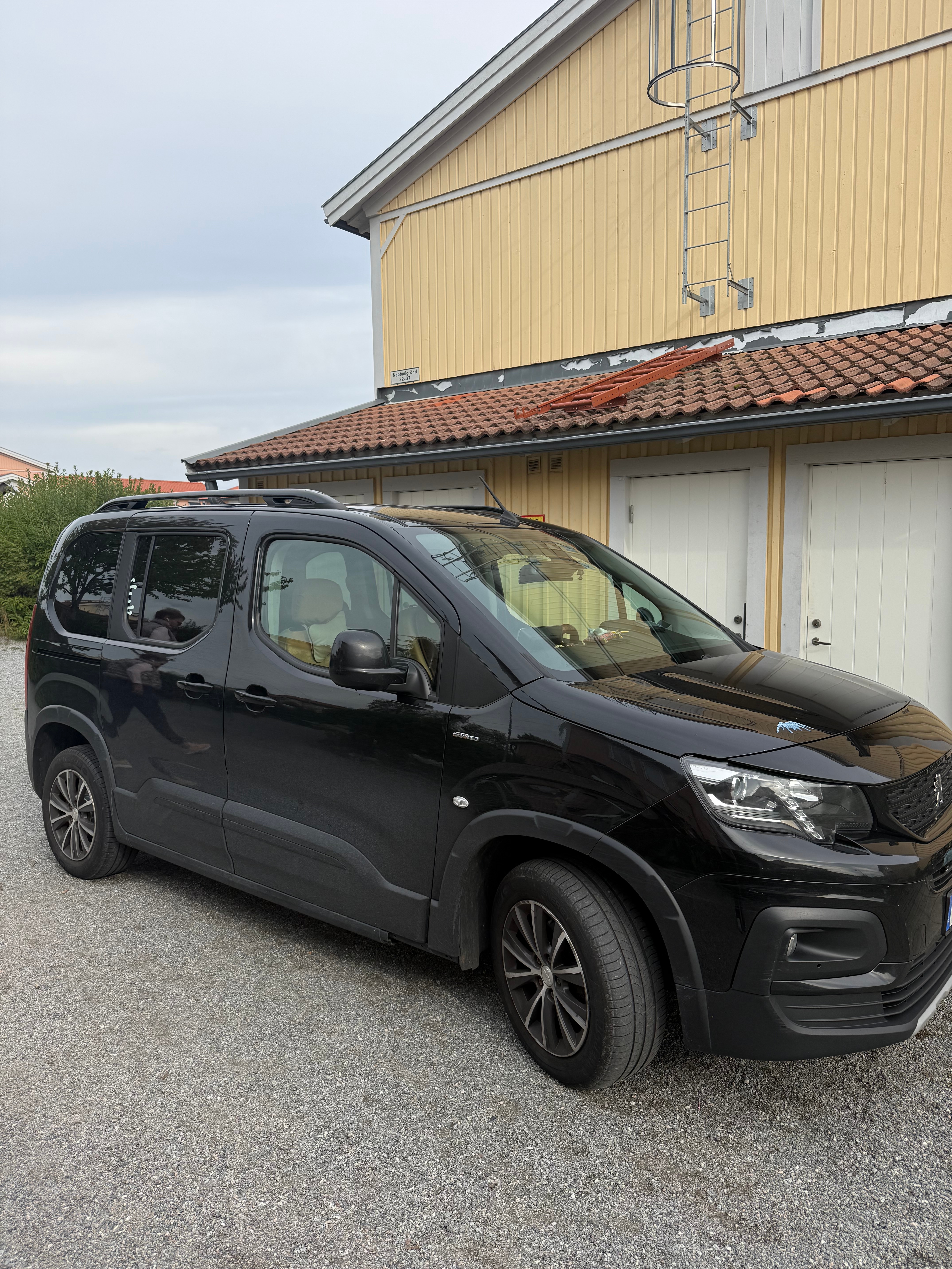 Peugeot Rifter 1.2 e-THP Manuell 2018, bild 4/10