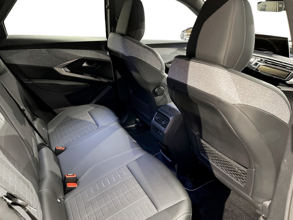 Peugeot 3008 GT Hybrid 145hk Aut 2025, kuva 7/14