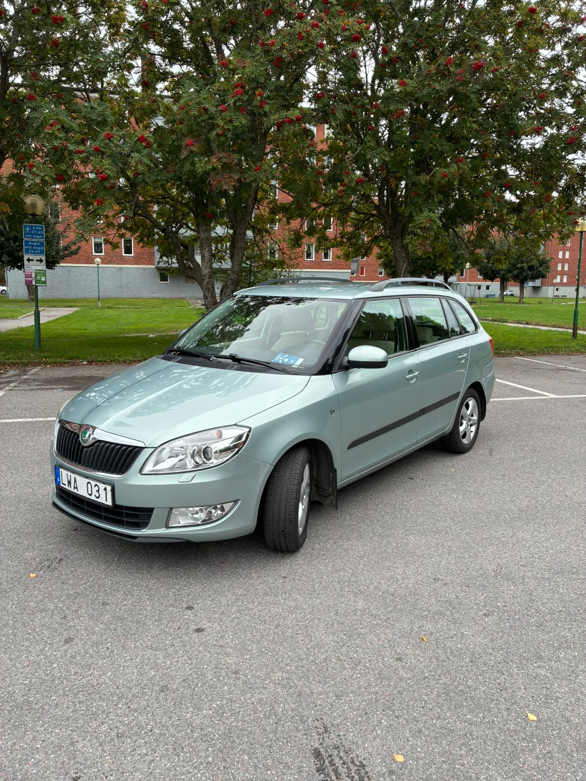 Skoda Fabia Kombi 1.2 TSI Manuell 2012, bild 2/6