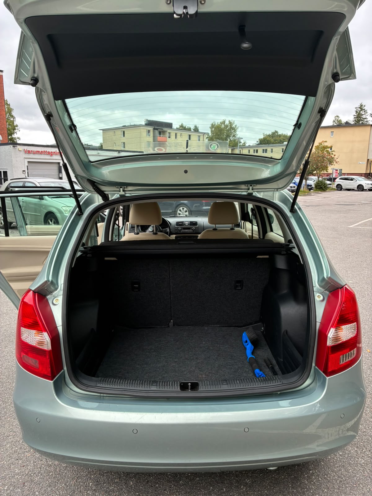 Skoda Fabia Kombi 1.2 TSI Manuell 2012, bild 4/6