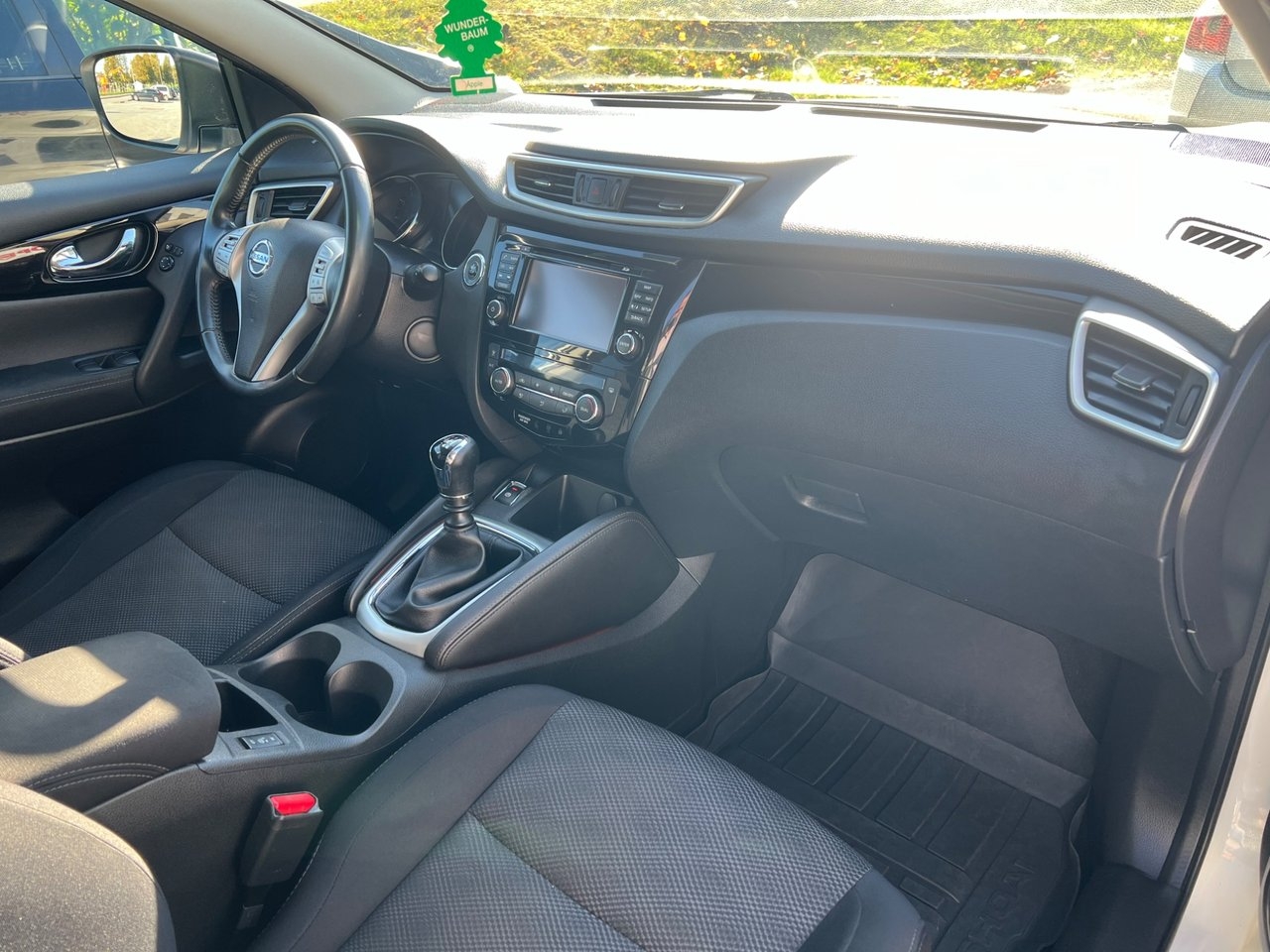 Nissan Qashqai 2017, bild 6/7
