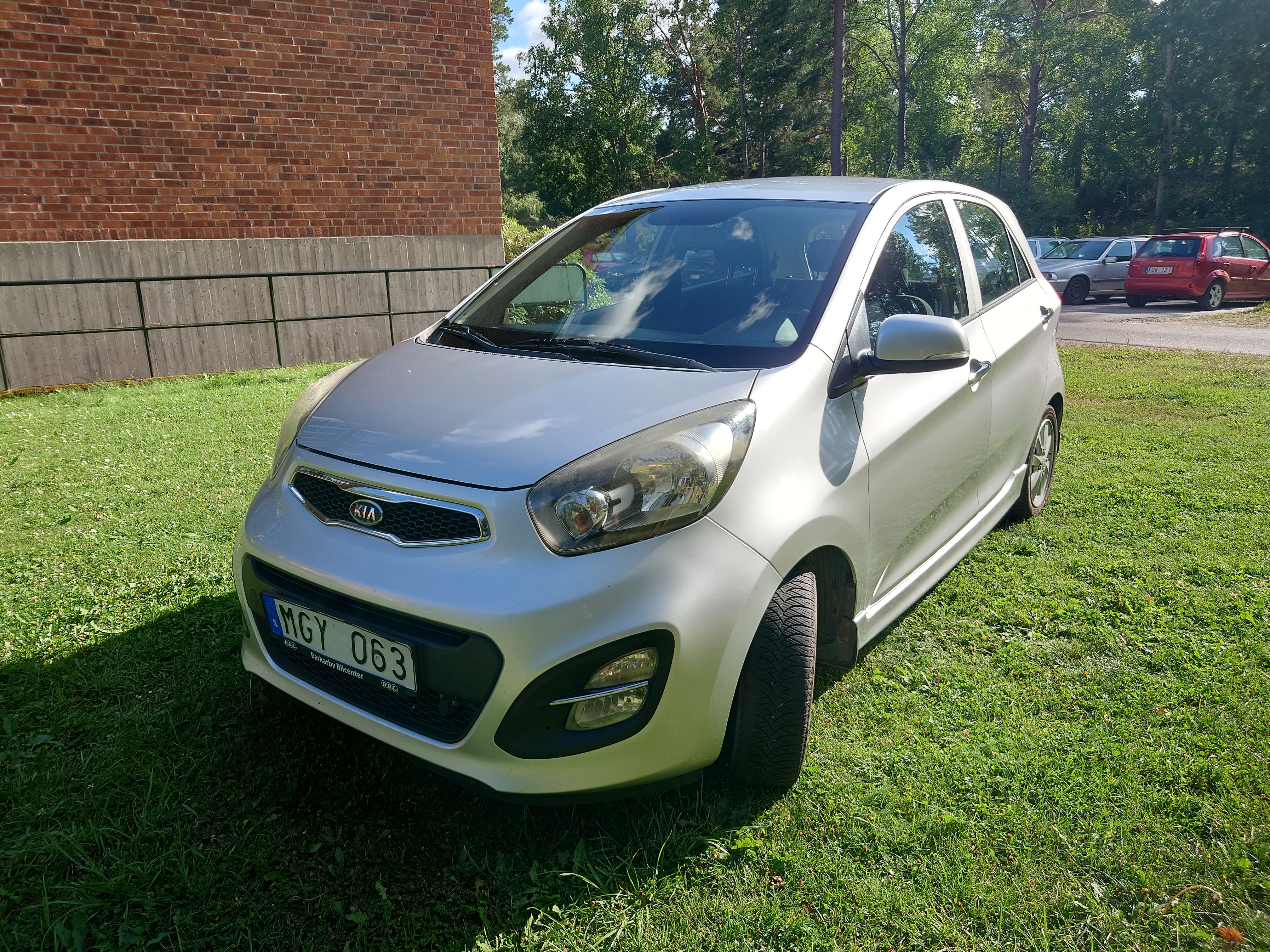 Kia Picanto 5-dörrar 1.2 CVVT Manuell 2012, bild 2/6