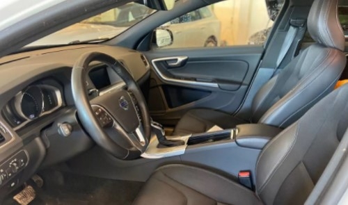 Volvo S60 Cross Country 2018, kuva 3/4
