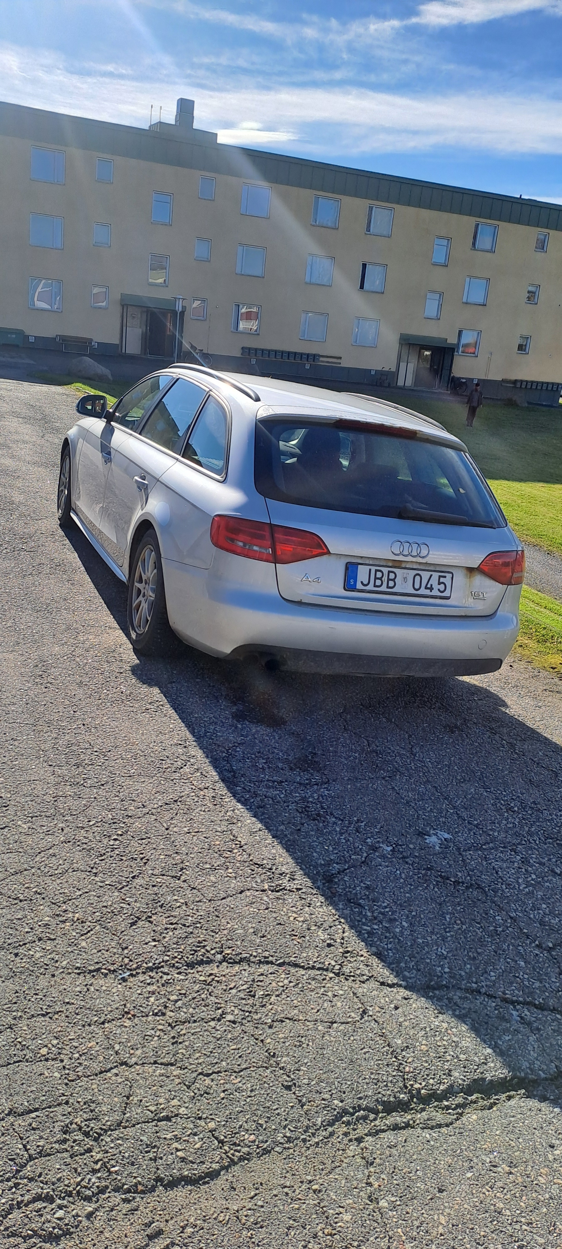 Audi A4 Avant 1.8 TFSI quattro Manuell 2009, bild 2/10